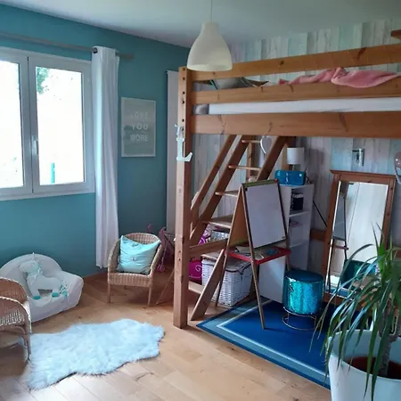 Feriehus Jolie Maison Avec Piscine En Centre Village